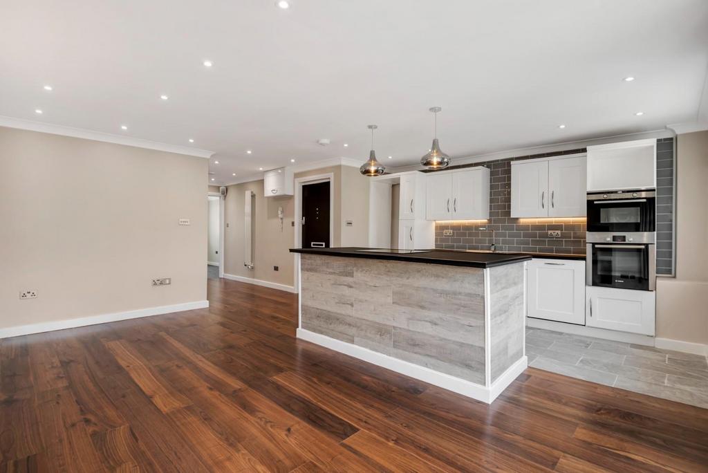 Kitchen/Reception
