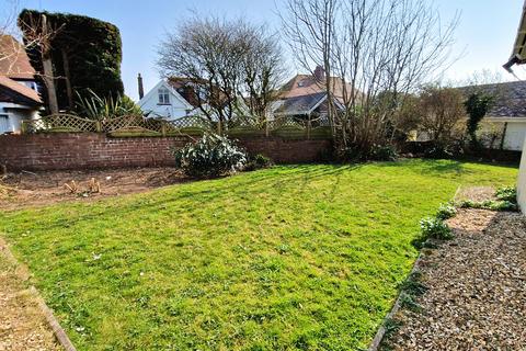 4 bedroom bungalow for sale, CROSSFIELD AVENUE, PORTHCAWL, CF36 3LA