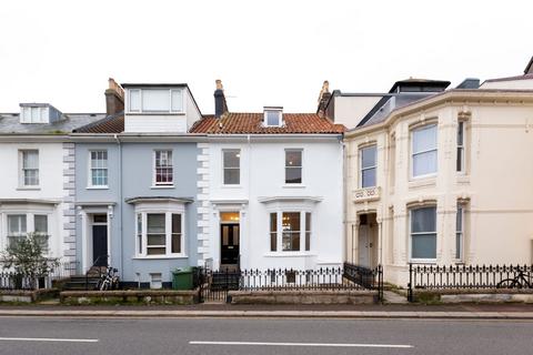 5 bedroom house for sale, 3 Imperial Villas, St Saviours Road, St Saviour