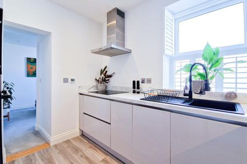 2 bedroom property for sale, 2 Prospect Place, St Clement