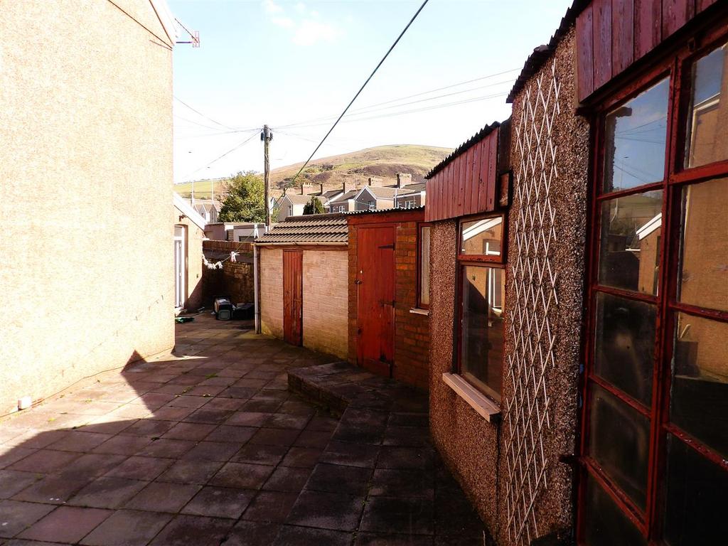 Outbuilding