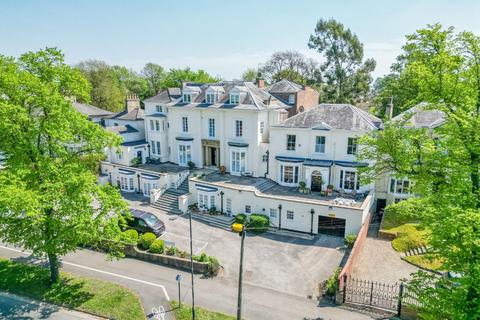 2 bedroom apartment for sale, Ambassador Court, The Mount, York