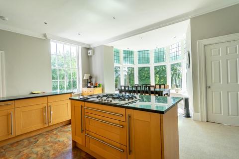 2 bedroom apartment for sale, Ambassador Court, The Mount, York