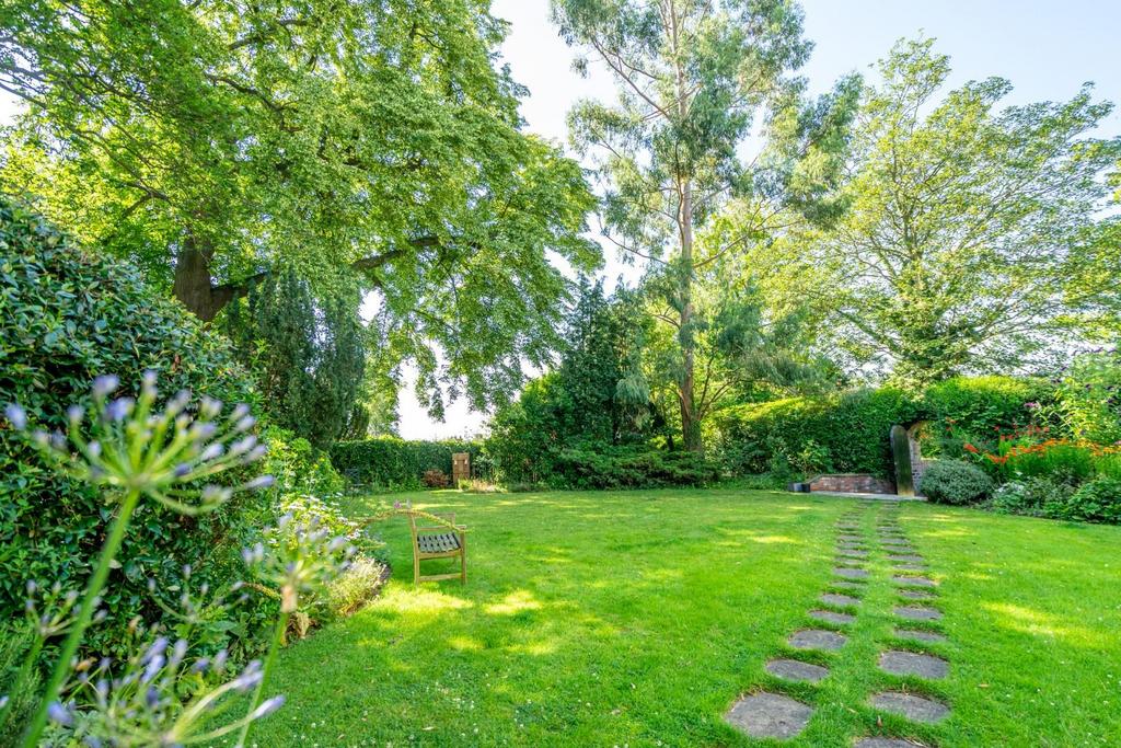 The mount 125 gardens-8.jpg