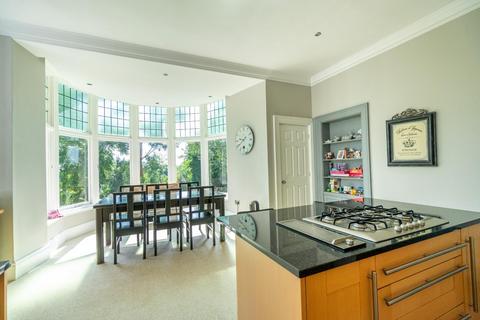 2 bedroom apartment for sale, Ambassador Court, The Mount, York
