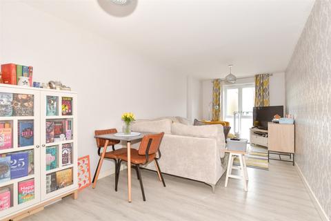 2 bedroom flat for sale, Ward View, Chatham ME5