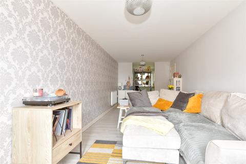 2 bedroom flat for sale, Ward View, Chatham ME5