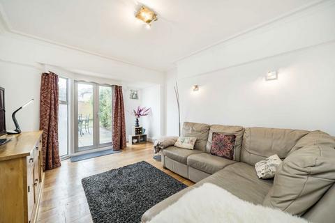 3 bedroom terraced house for sale, Streatham Road, London SW16