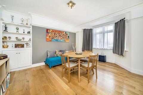 3 bedroom terraced house for sale, Streatham Road, London SW16