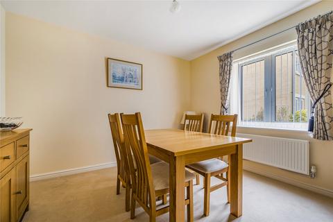 2 Bounty Grove, Exeter, EX2 7GN