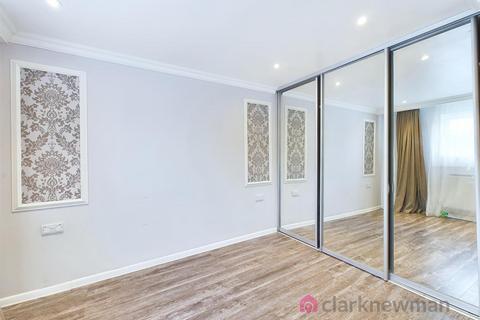 1 bedroom apartment to rent, Barn Mead, Harlow CM18