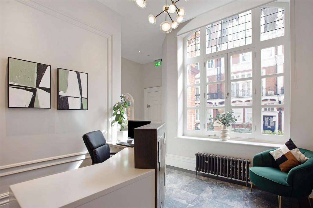 69034 Flat 3, 27-28 Kensington Court London  (16).
