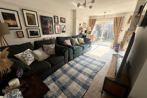 3 bedroom semi-detached house for sale, Pollen Close, Sale