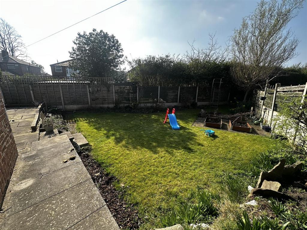 Garden to Side