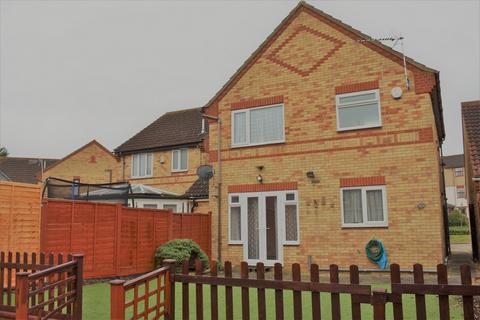 3 bedroom detached house to rent, Kents Hill, Milton Keynes MK7