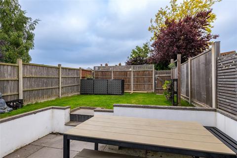 26 Burntwick Drive, Lower Halstow, Sittingbourne, ME9 7DX
