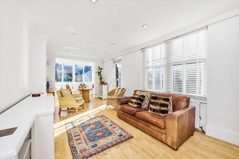 1 bedroom flat for sale, Queenstown Road, London SW8