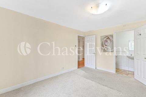undefined, Langbourne Place, Westferry Road, Docklands, London, E14