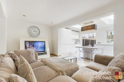 63 Dewhurst Road, Cheshunt, Waltham Cross, EN8 9PG