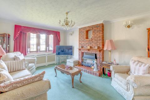 9 Berkeswell Close, Redditch, B98 8SF