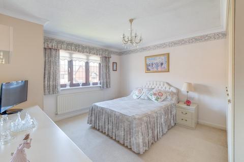 9 Berkeswell Close, Redditch, B98 8SF