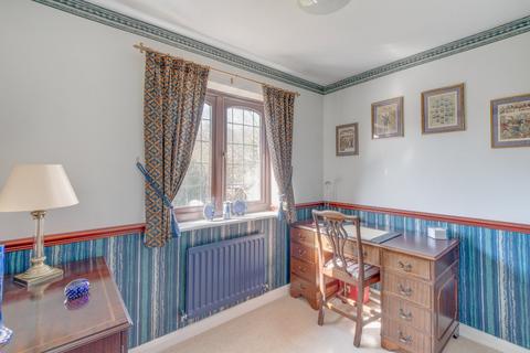 9 Berkeswell Close, Redditch, B98 8SF