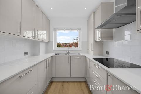 1 bedroom retirement property to rent, Heathside, Finchley Road, NW11