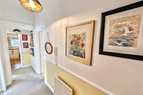 Flat 1, 10 Beechey Road, Bournemouth, BH8 8LL