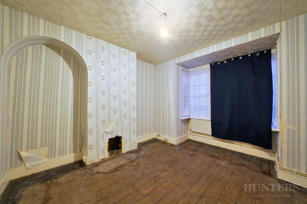 124, Lordship Lane London,  - qo FVn4xw Te99q5b5 LZyc