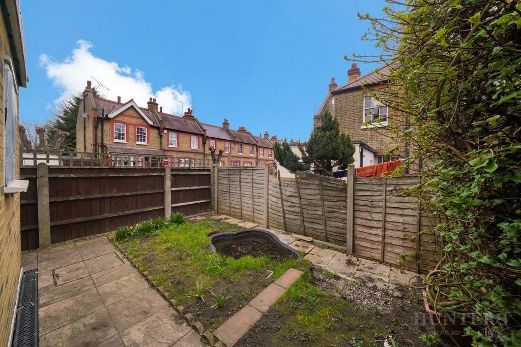 124, Lordship Lane London,  - MXN3e1 LBrwdquw1 RM3 EQ