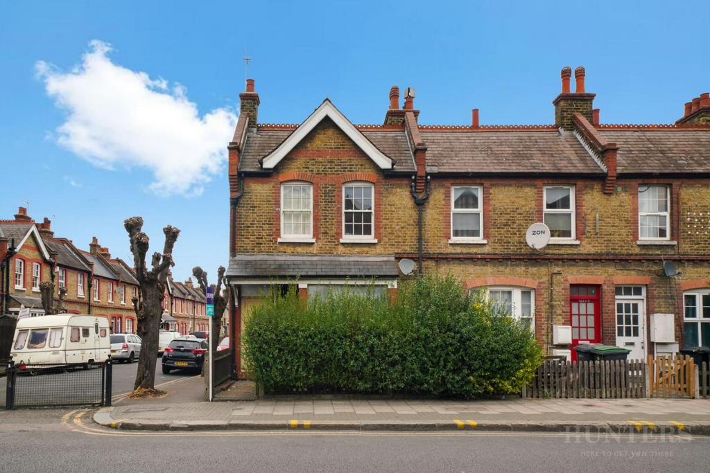 124, Lordship Lane London,  - V2 S8 YMK6pm Znw25syi Dq