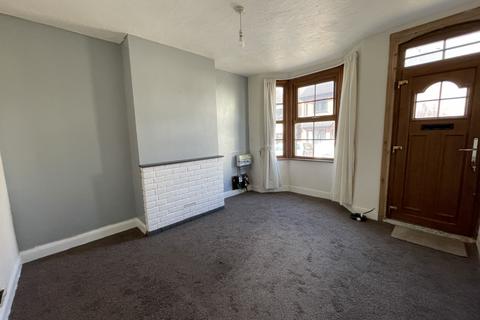2 bedroom terraced house for sale, 40 Cambridge Road, Lowestoft, Suffolk NR32 1TE