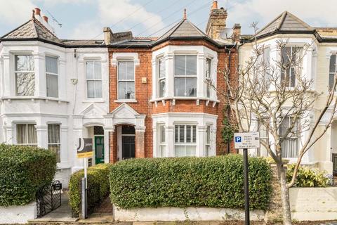 2 bedroom flat to rent, Rudloe Road, London SW12