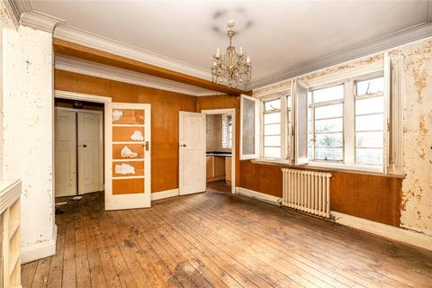 Studio for sale, Vicarage Court, Kensington W8