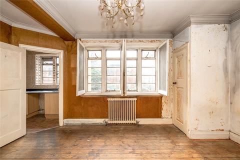 Studio for sale, Vicarage Court, Kensington W8