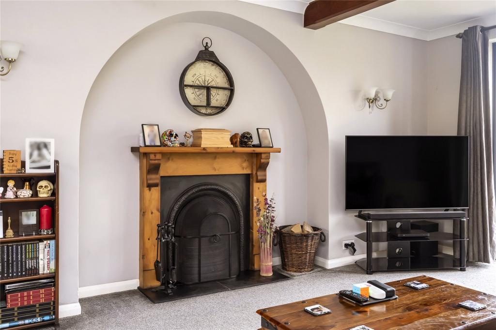 Sitting Room Feature