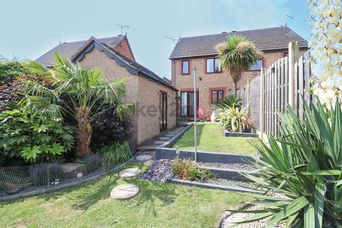 3 bedroom semi-detached house for sale, Fanshaw Avenue, Eckington, Sheffield, S21