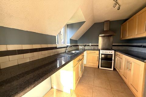2 bedroom flat for sale, Angle Side, Braintree, CM7