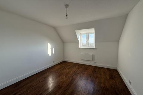 2 bedroom flat for sale, Angle Side, Braintree, CM7