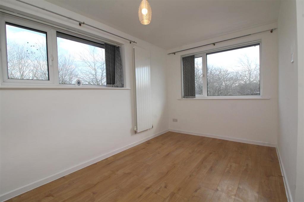 Bedroom image 2 .JPG