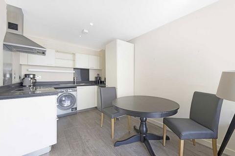 1 bedroom flat to rent, Manilla Street, London E14