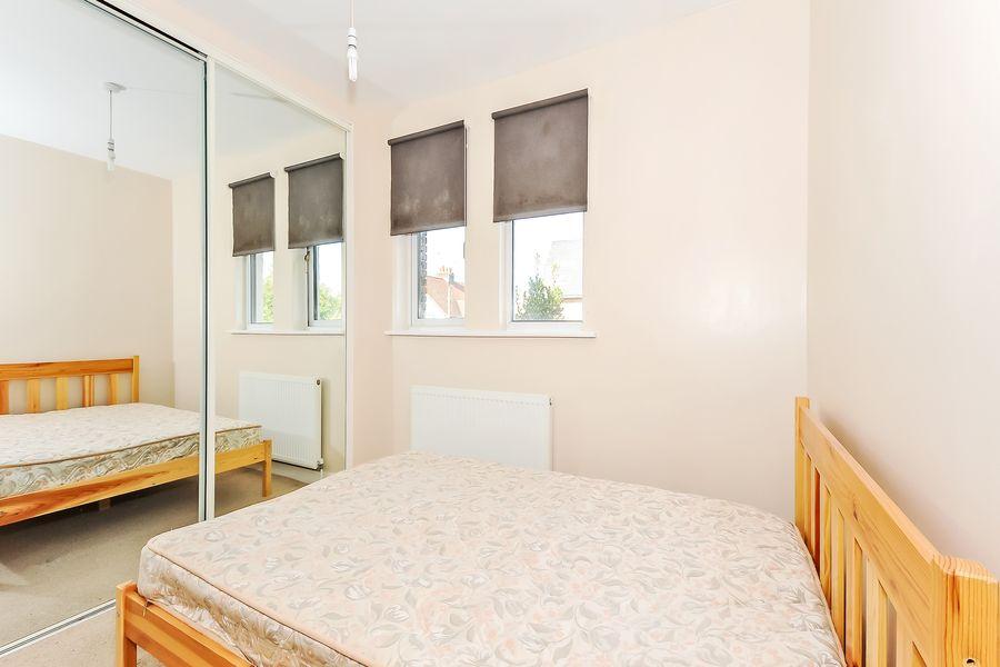 211 Arthur Road bedr