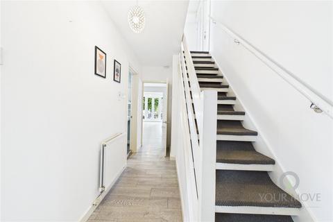 233 Hazeldene Road, Northampton, NN2 7NZ
