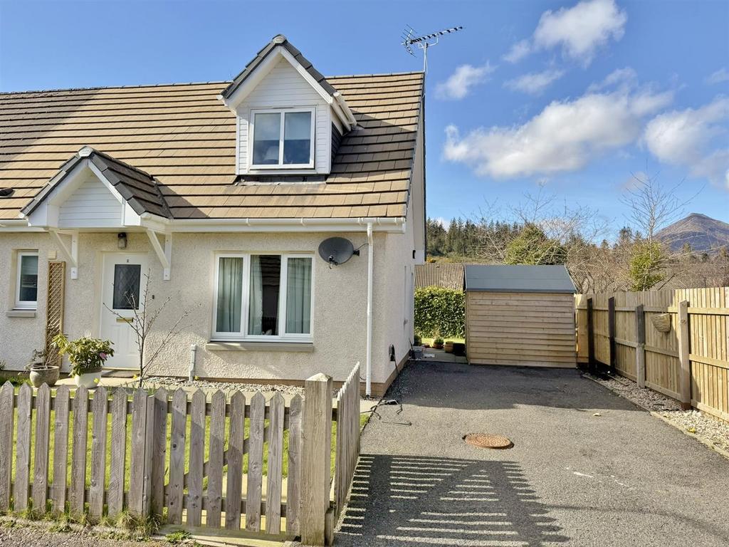 2 Glen Court