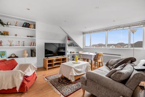 2 bedroom flat for sale, Claremont Road, Cricklewood, London