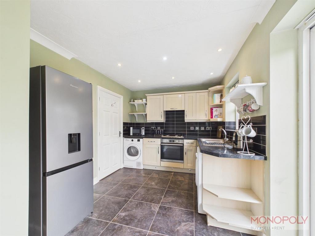 CAM03815 G0-PR0207-STILL004.jpg