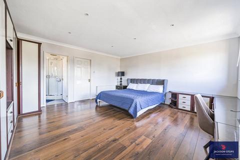 92 Simpson Road, Bletchley, Milton Keynes, MK1 1BA