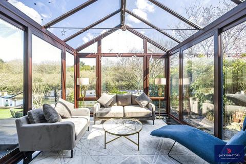 92 Simpson Road, Bletchley, Milton Keynes, MK1 1BA