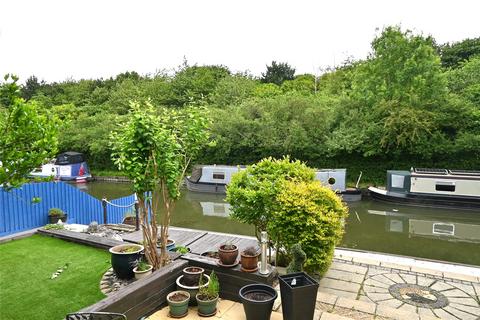 92 Simpson Road, Bletchley, Milton Keynes, MK1 1BA