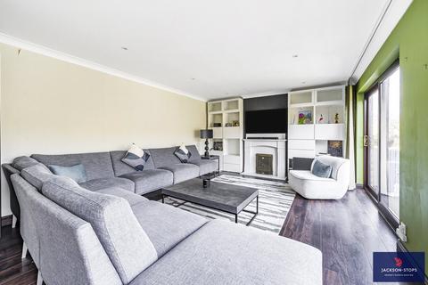 92 Simpson Road, Bletchley, Milton Keynes, MK1 1BA